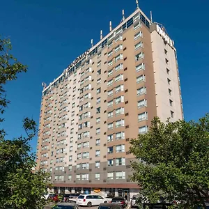 **** Hotel Sandman Signature Canadá