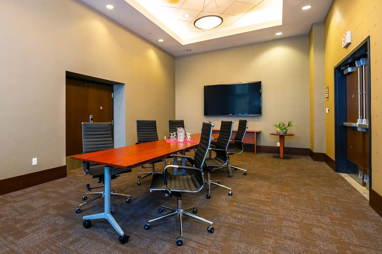 Grand Park Hotel Vancouver Airport, Ascend Hotel Collection Richmond