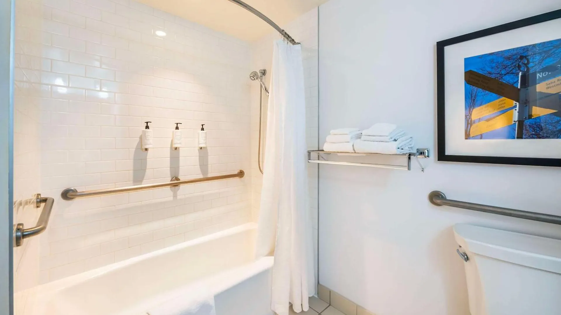 Grand Park Hotel Vancouver Airport, Ascend Hotel Collection Richmond