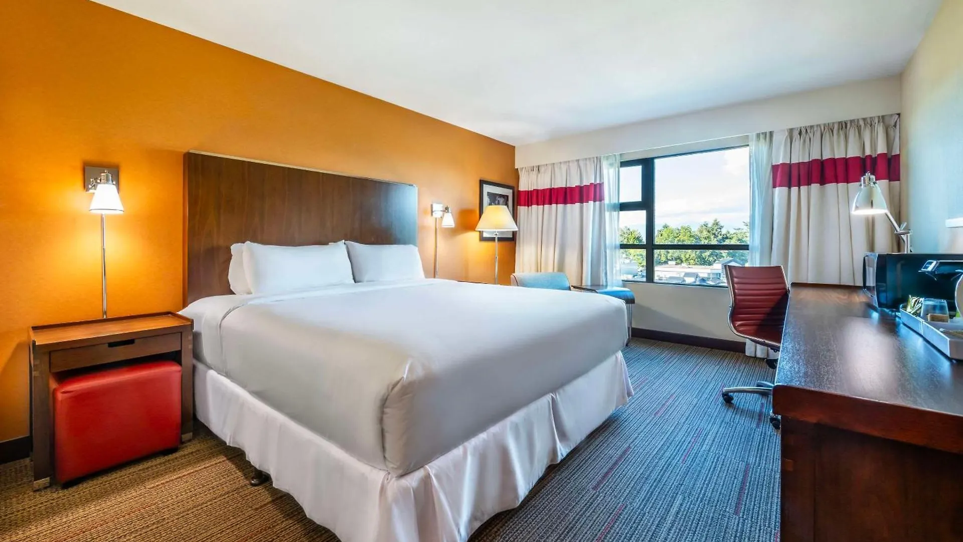 Grand Park Hotel Vancouver Airport, Ascend Hotel Collection Richmond 3*,  Canada