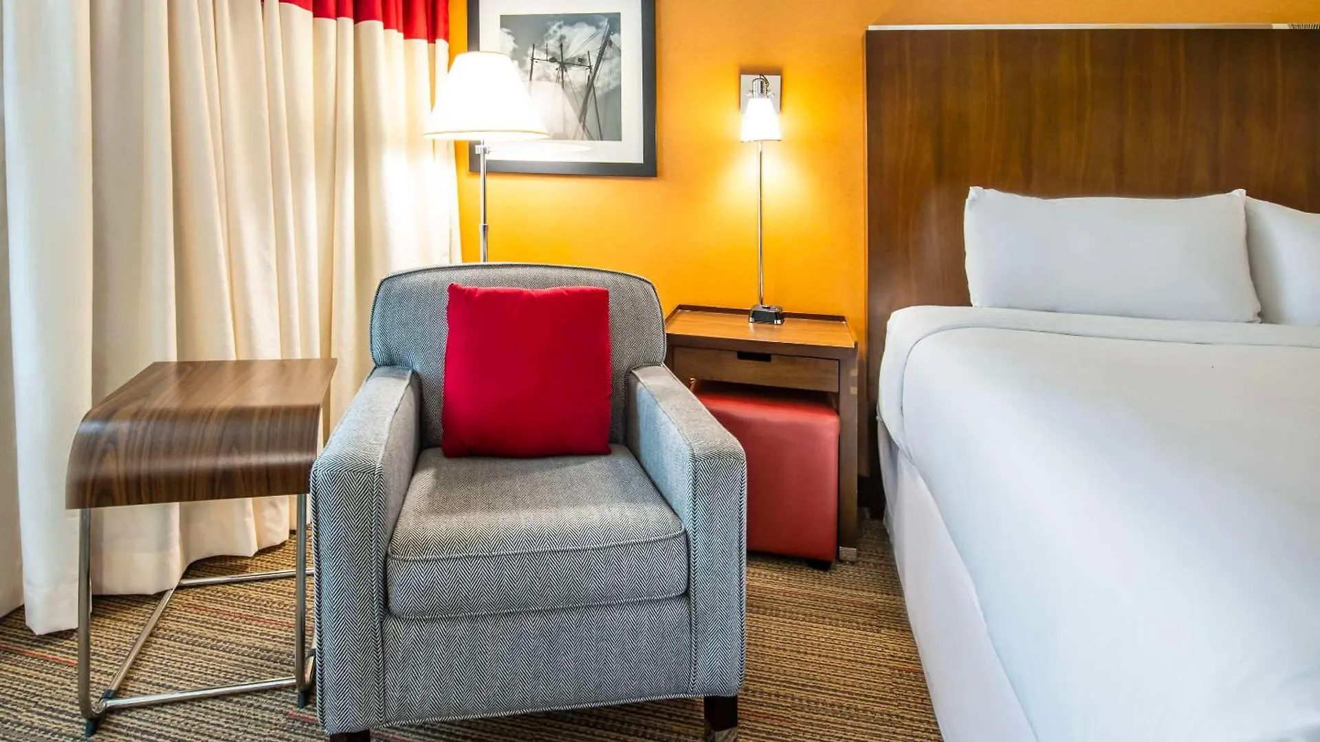 ***  Grand Park Hotel Vancouver Airport, Ascend Hotel Collection Richmond Canada